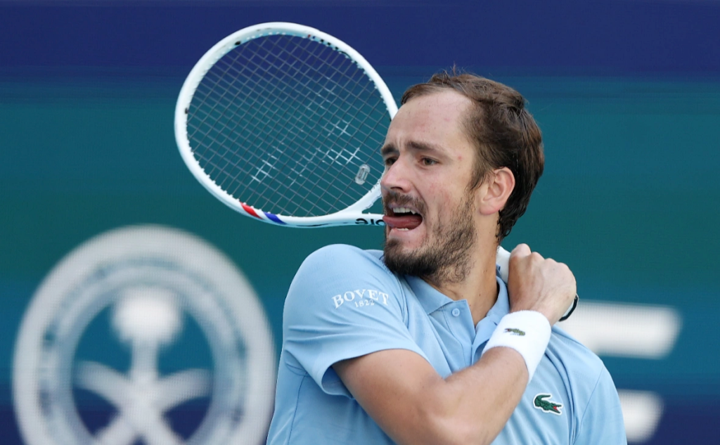 Даниил Медведев проиграл Серундоло в третьем круге «Мастерса» в Майами