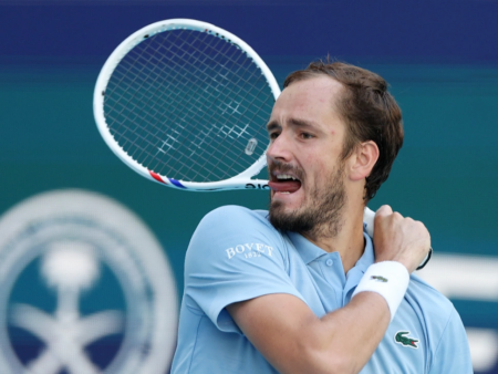 Даниил Медведев проиграл Франсиско Серундоло в третьем круге «Мастерса» в Майами