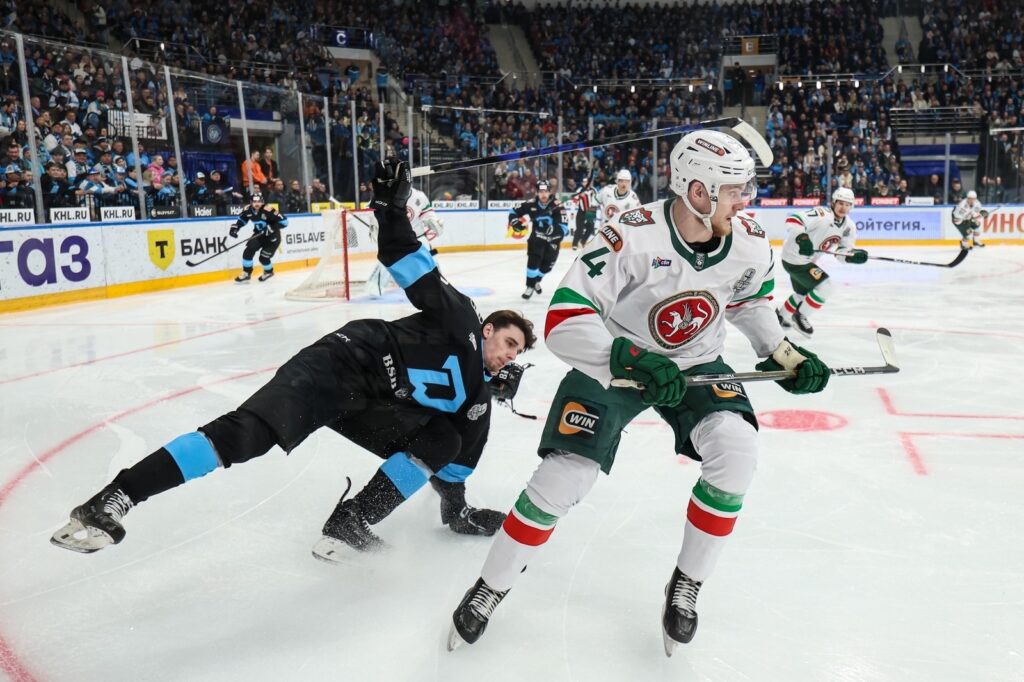 «Динамо-Минск» проиграло «Ак Барсу» третий матч серии плей-офф КХЛ 2025/26