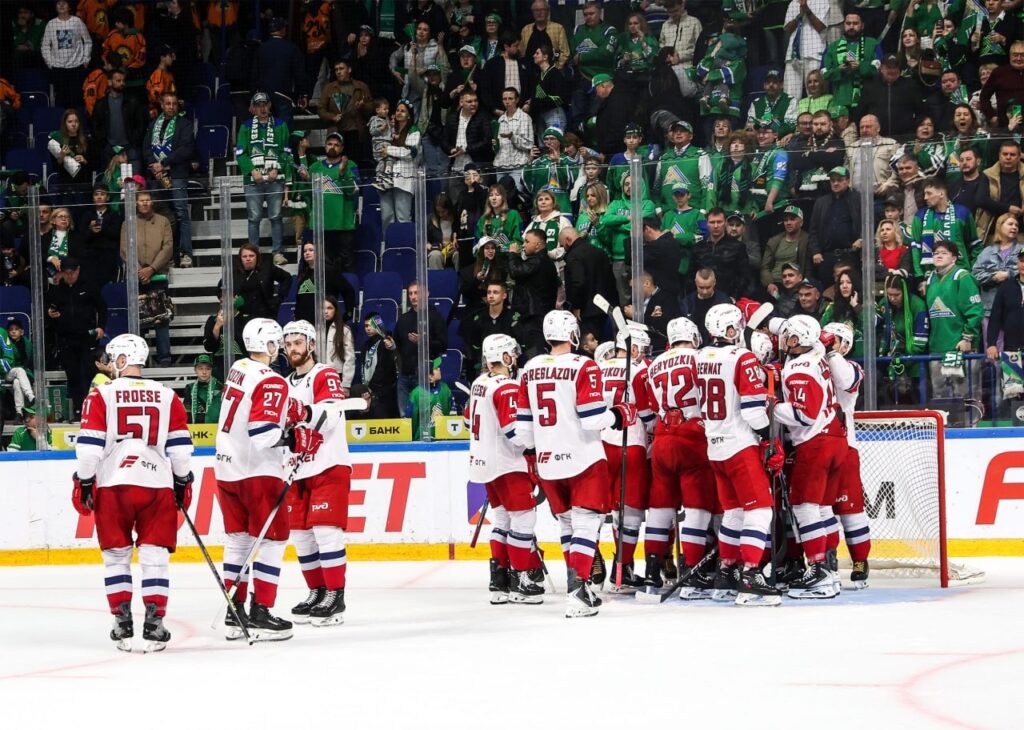 «Локомотив» стал первым полуфиналистом Кубка Гагарина-2026