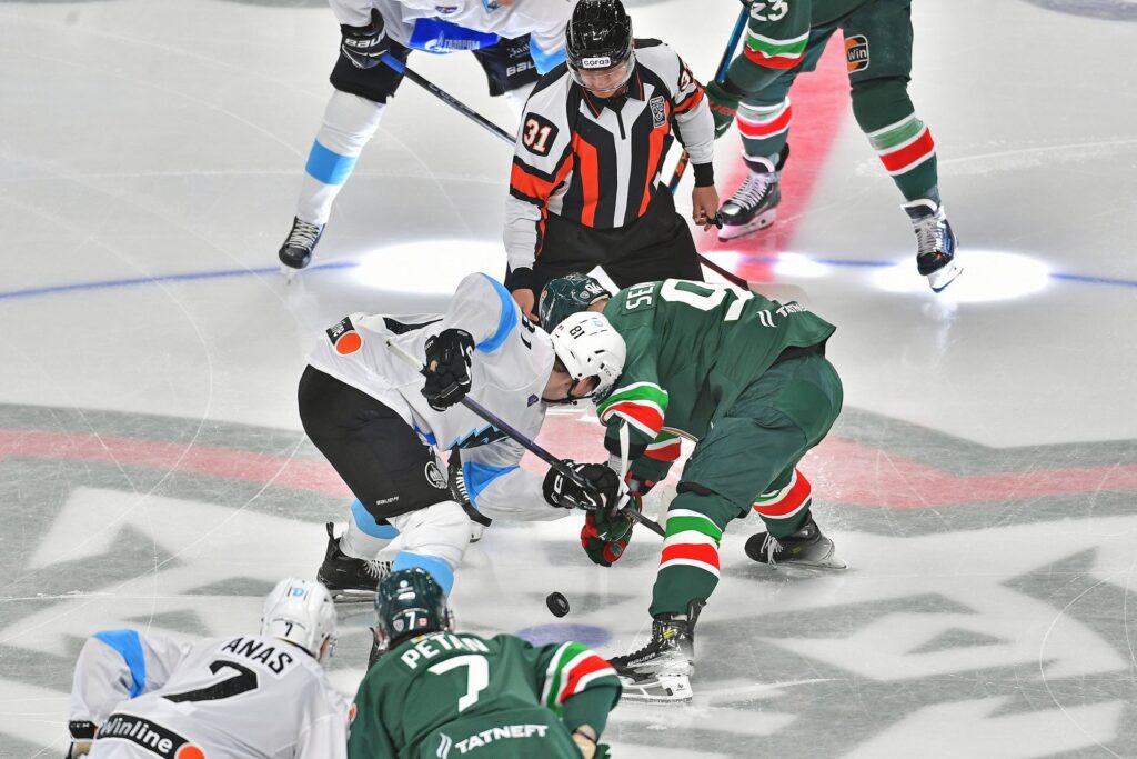 Определились все четвертьфинальные пары плей-офф КХЛ 2025-26