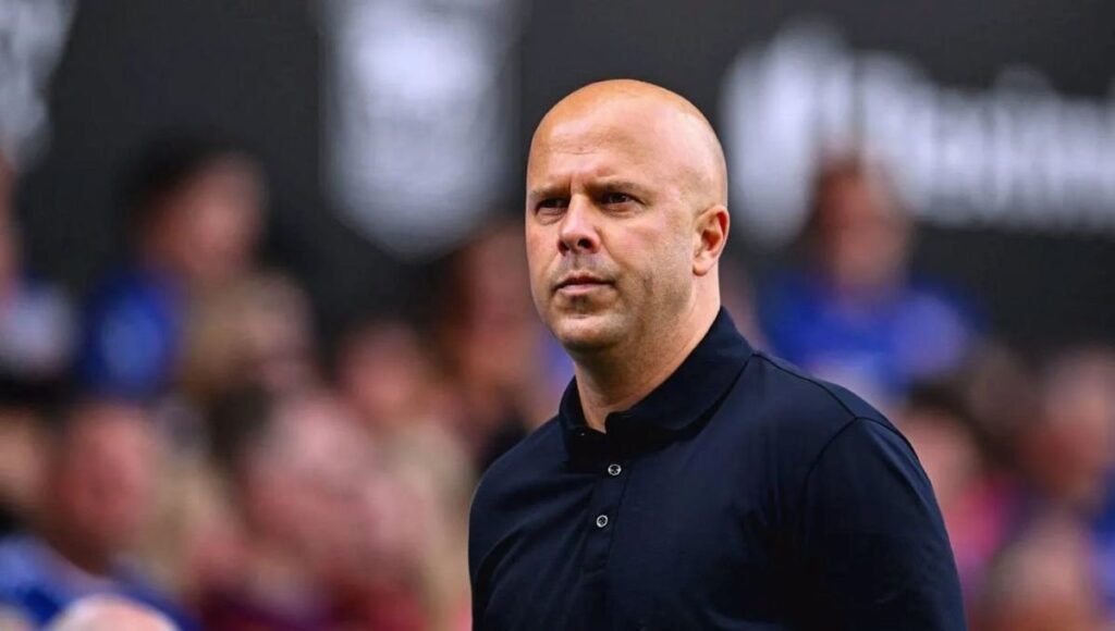 Ливерпуль уволит Слота, если клуб не попадет в Лигу Чемпионов по результатам сезона