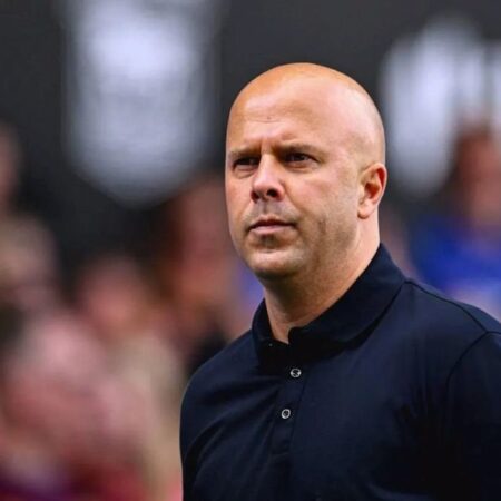 Ливерпуль уволит Слота, если клуб не попадет в Лигу Чемпионов в следующем сезоне